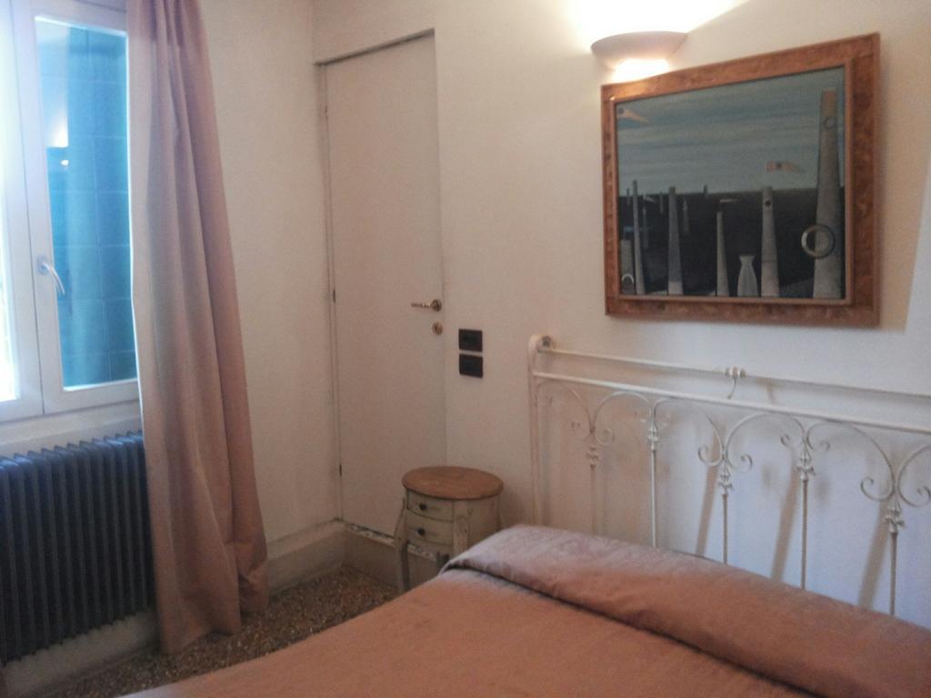 Hotel Antico Capon Venise Extérieur photo